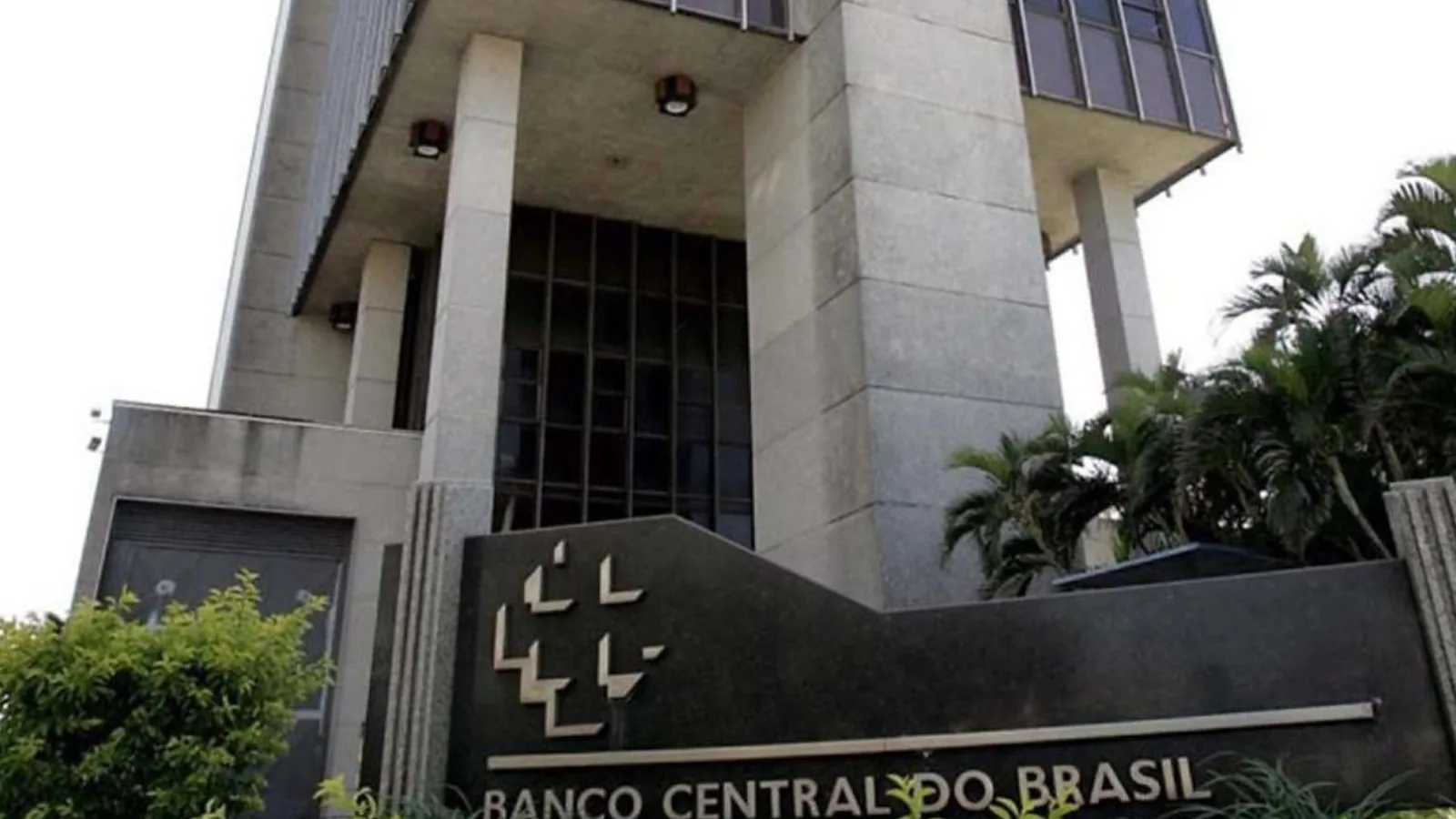 Mercado reduz previsão de inflação e crescimento do PIB para 2026