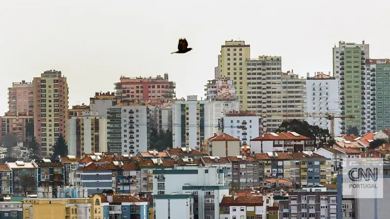 Procura de crédito à habitação recua ligeiramente no 2.º trimestre