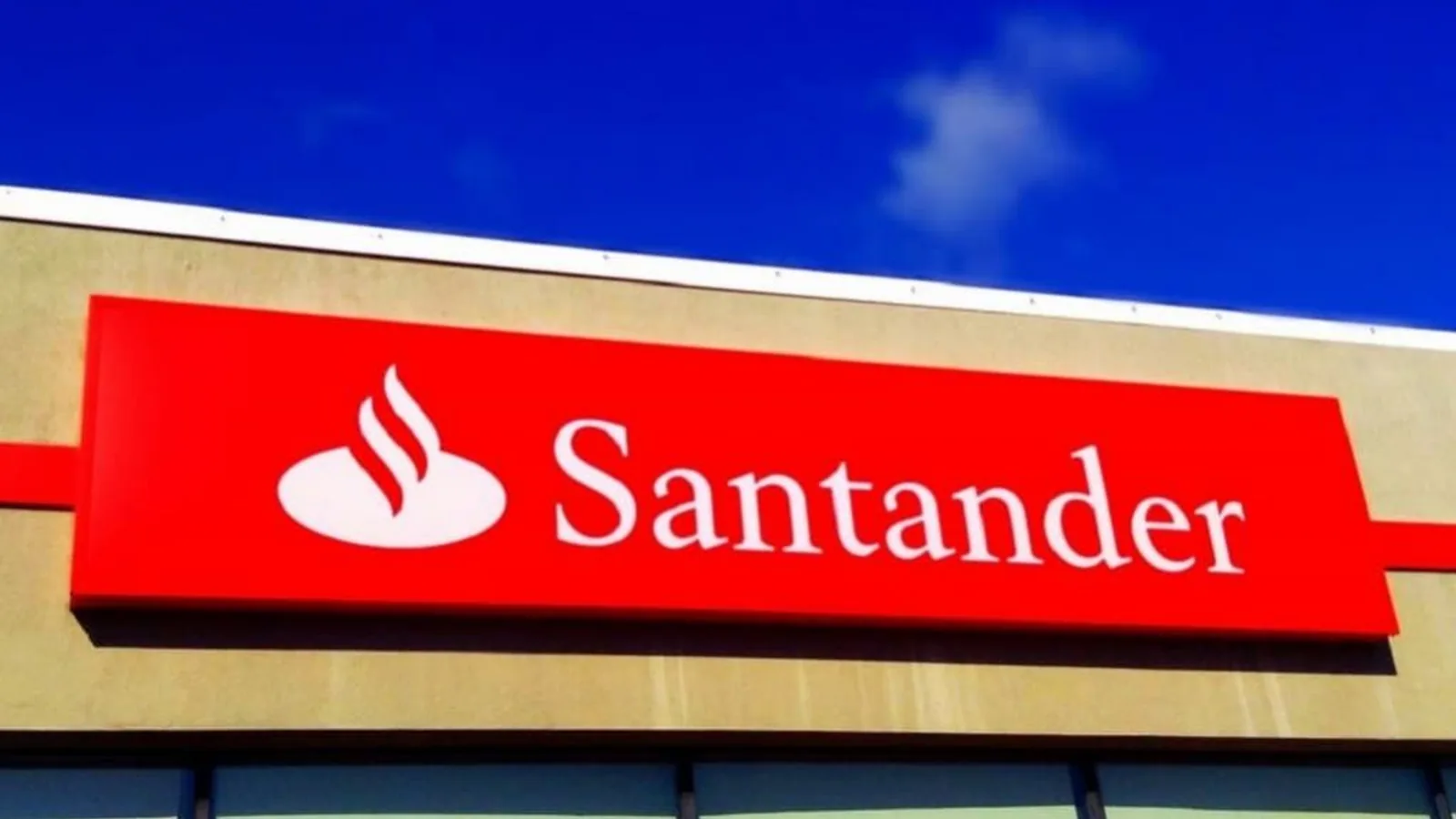 Lucro do Santander Brasil cai 28% em um ano, e inadimplência sobe