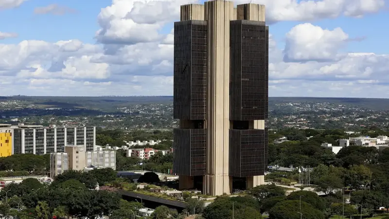 Famílias brasileiras enfrentam maior nível de dificuldades para pagar dívidas desde 2012