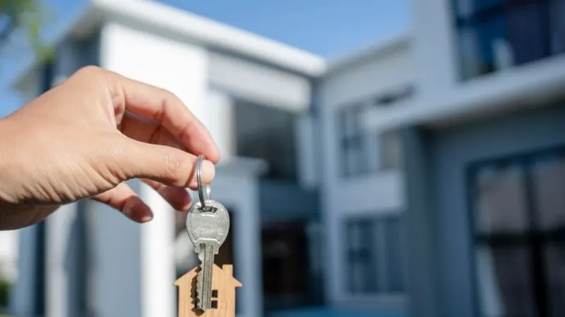 Bancos elevam taxas de financiamento imobiliário após disparada dos juros futuros