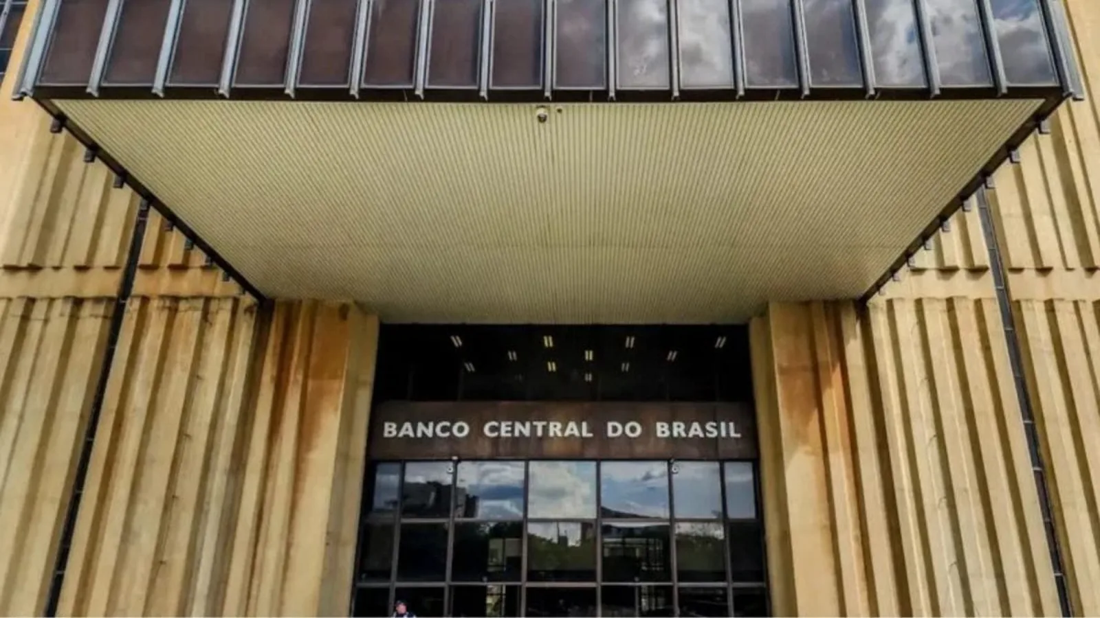 Crédito no Brasil atinge R$ 7,4 trilhões em setembro, diz BC
