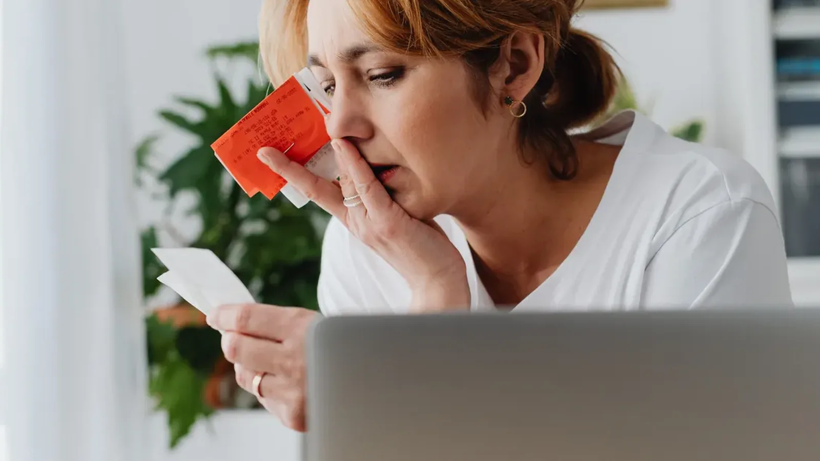 Endividados de risco somam 20,3 milhões e pressionam consumo