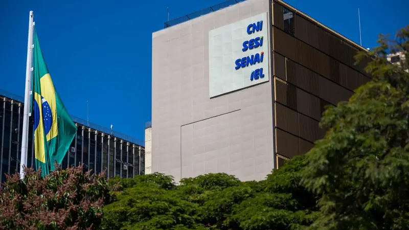 CNI: 39% das indústrias esperam aumento da dívida bancária em três meses